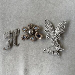 3 rhinestone brooches bundle